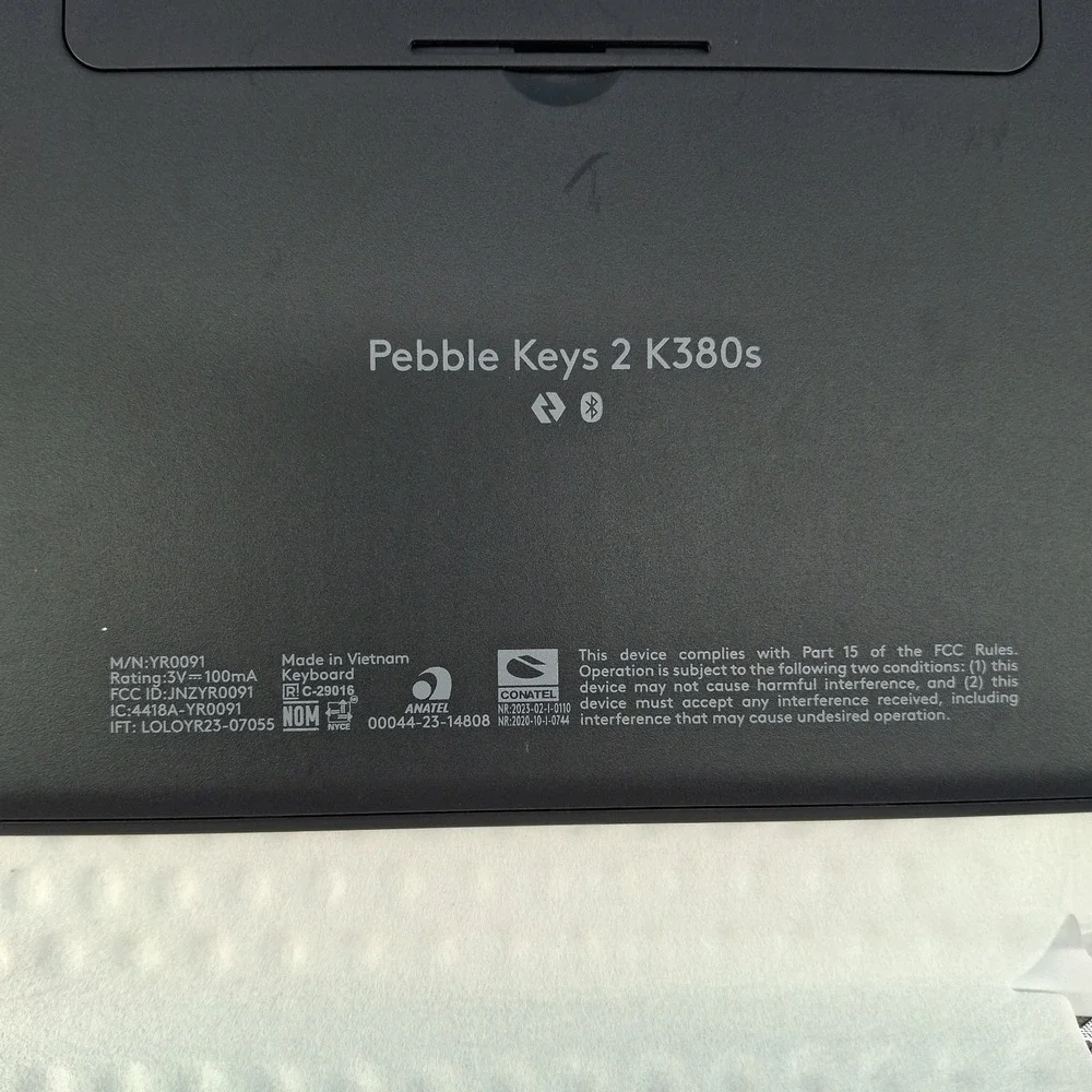 Logitech Pebble 2 Combo Compact Wireless Keyboard & Mouse 920-012061 Open Box